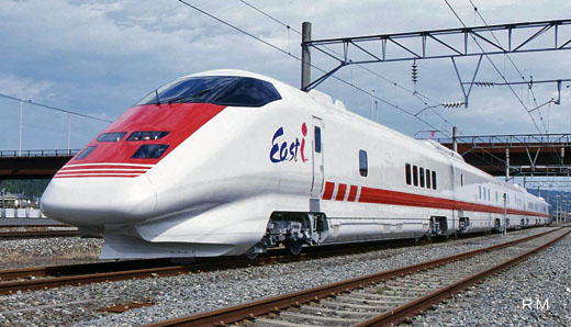 Inspection train E926 type [East-i] for Shinkansen of JR East. A 2001 appearance.