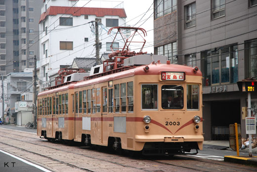 Hiroshima Electric Railway 2000 type. A 1960 appearance.