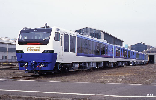 Resort Shirakami of JR East Gonou line. A 1997 debut.