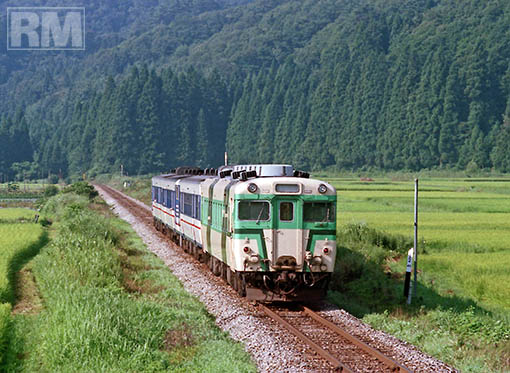 FNO9417_15_DC58E28_9408 08_KAMINOJIRI_NOZAWA.jpg