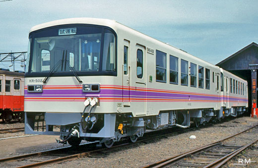 A KR-500 type rail diesel car of the Kashima railroad. A 1989 debut.