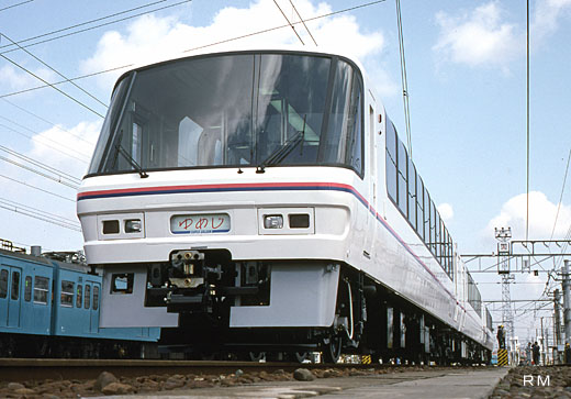 Super saloon YUMEJI of West Japan Railway which made its debut in 1988.