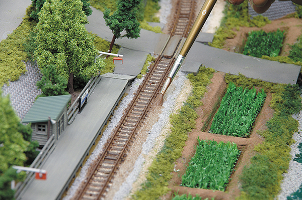 休日鉄道模型ジオラマ入門 鉄道模型の要 レールを敷く 鉄道ホビダス