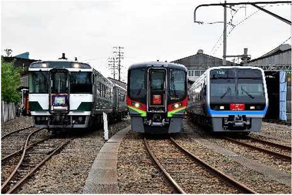 しおかぜ」「南風」運行開始50周年記念！ 特別写真展を開催 | 鉄道ホビダス