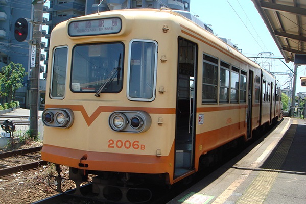 引退記念ツアーも実施! 筑豊電鉄2000形が運用開始45年で引退へ | 鉄道