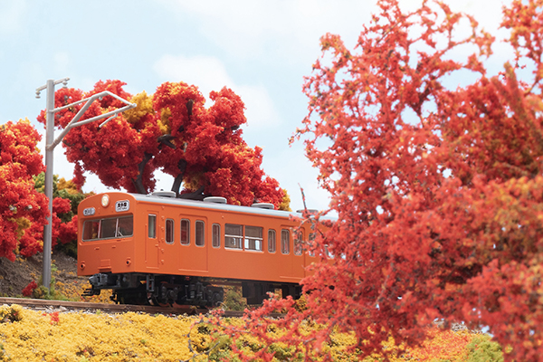 A5サイズにNゲージと紅葉を閉じ込める… 休日2日間で作る鉄道模型のミニ