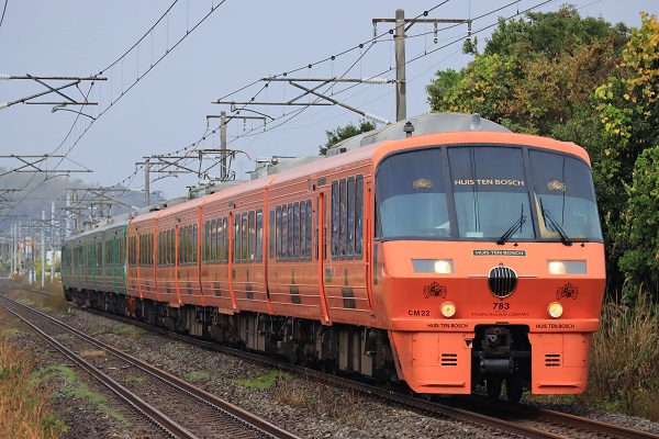 783系「ハウステンボス」＆「みどり」カラー、日豊本線を快走！ | 鉄道