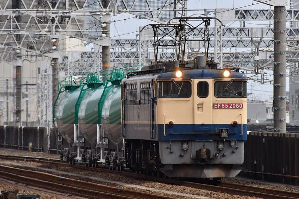 9883列車で全般検査を施したタキ43000形3両を輸送 | 鉄道ホビダス