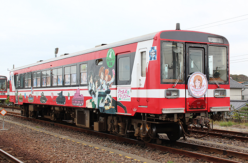鹿島臨海鉄道】高校生が茨城への思いを表現したHMで記念列車運行