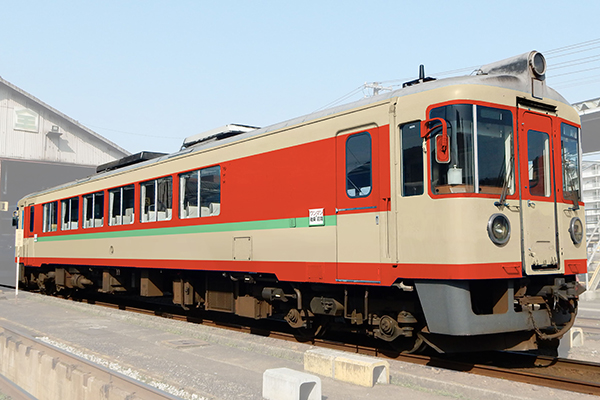 【側面そっくり】キロ28を再現！宮津線100周年記念リバイバル列車「みやづ号」運行