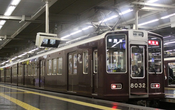 阪急8000系 神戸線タイプ2 8000系 | 車両図鑑 | 阪急電鉄