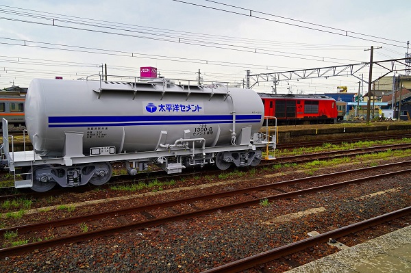 三岐鉄道富田駅・タキ1300の増備車8～13が現る | 鉄道ホビダス