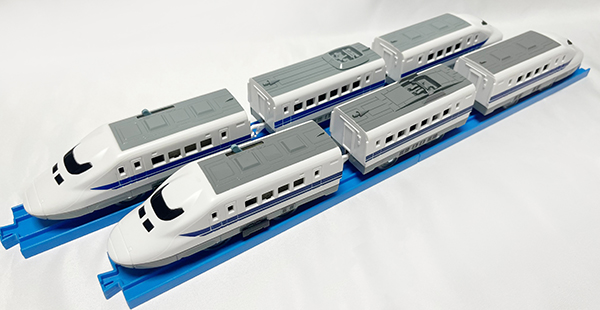 プラレールの700系新幹線初期製品には実は知る人ぞ知るレア仕様