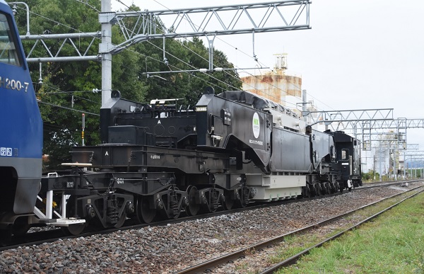 EH200-7号機が牽く特大貨物シキ801 | 鉄道ホビダス