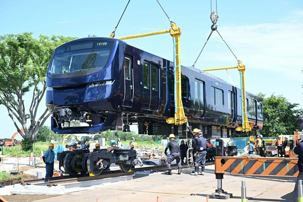 GREEN×EXPO 2027「SOTETSU PARK」に新型車両「13000系」を搬入！陸上輸送の動画も公開！